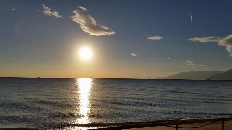 Azzurro Ostello Pontecagnano Exteriér fotografie